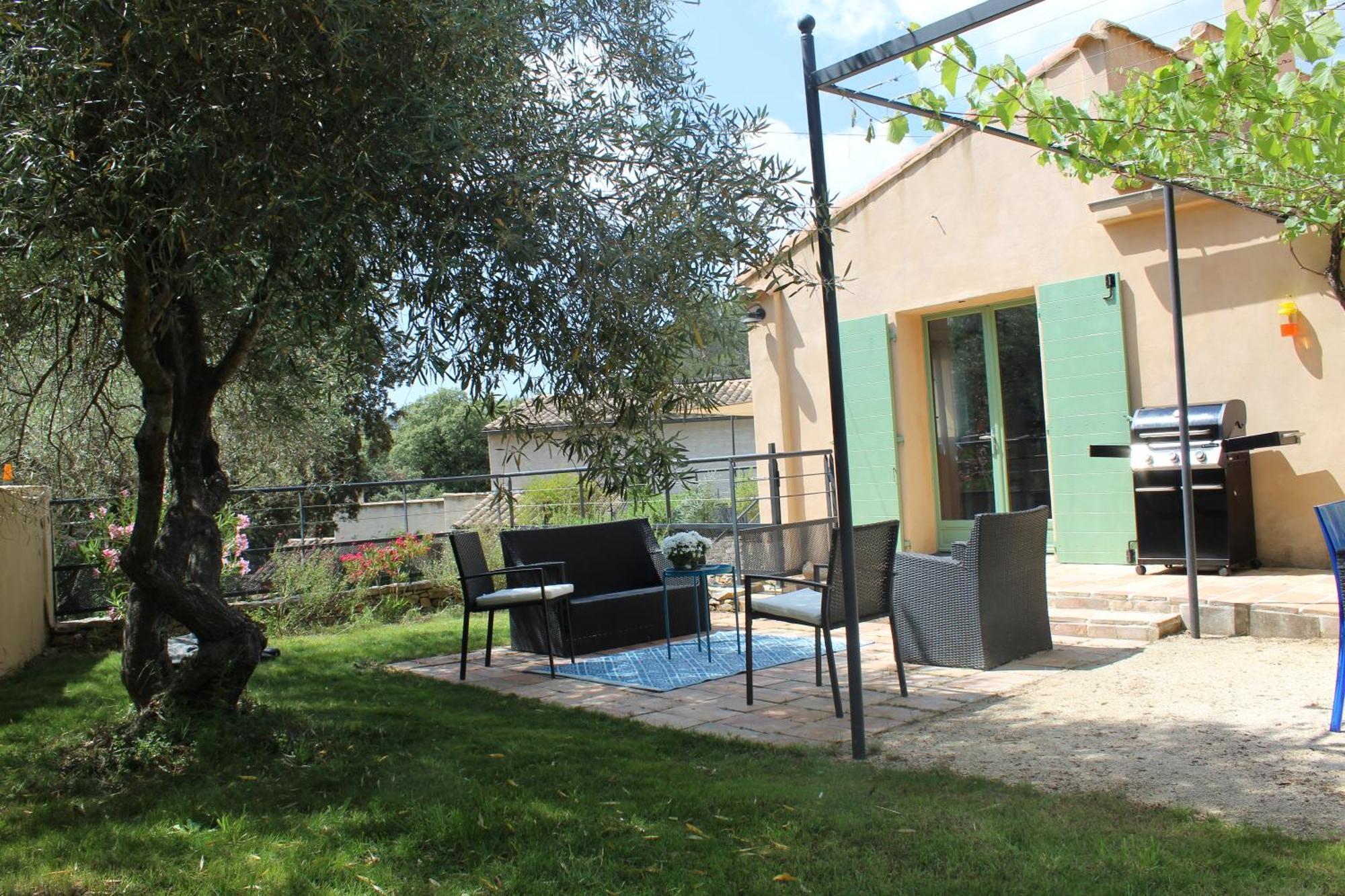 Villa Pierre Blanche Le Calme A 5Mn Du Centre Ville Nimes Exterior photo